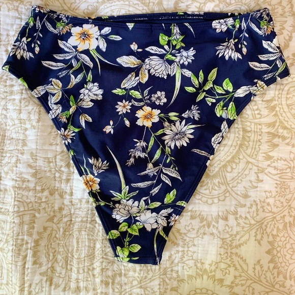 Floral High Waisted Swim Bottoms - Picture 3 of 3